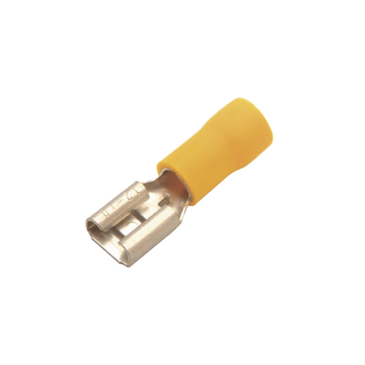 Terminal tipo hembra aislada 0.250 / 12 - 10 AWG / Amarillo / Para baterías con terminal F1 / Paquete de 25 piezas.