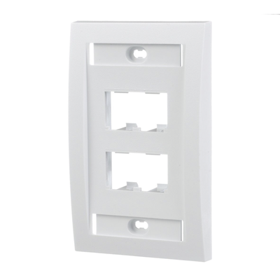 Placa de Pared Vertical Ejecutiva, Salida Para 4 Puertos Mini-Com, Con Espacios Para Etiquetas, Color Blanco