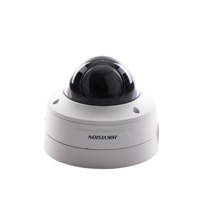 Domo IP 8 Megapixel (4K) / Lente Mot. 2.7 a 13.5 mm / 40 mts IR EXIR / Exterior IP66 / IK10 / DARKFIGHTER / Audio y Alarma I/O / PoE+ / ONVIF / Micro SD / 4 Analíticos: AcuSense, Deteccion Facial, Conteo de Personas por Cruce y Zona