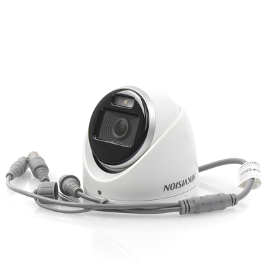 [ColorVu] Turret TURBOHD 3K (5 Megapixel) / Micrófono Integrado / Lente 2.8 mm / Imagen a Color 24/7 / 20 mts Luz Blanca / Exterior IP67 / dWDR / 4 Tecnologías