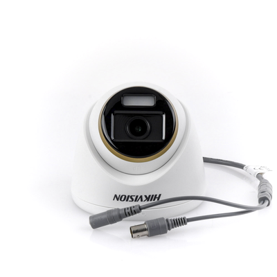 [ColorVu] Turret TURBOHD 4K (8 Megapixel) / Lente 2.8 mm / Imagen a Color 24/7 / Luz Blanca 40 mts / Exterior IP67 / WDR 130 dB