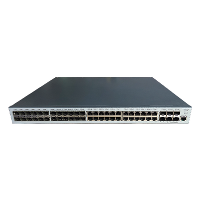 Switch Gigabit / Administrable Capa 3 / 24 puertos 10/100/1000 Mbps + 24 puertos SFP / 6 puertos SFP+ 10 G de Uplink.