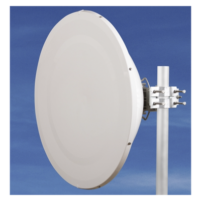 Antena Direccional de Alto Rendimiento/ Parábola profunda para mayor aislamiento al ruido/ Conector guía de onda para radio C5x y B5x / 3 ft / 4.9 a 6.4 GHz / Ganancia de 32 dBi / Soporte de acero inoxidable / Incluye montaje.