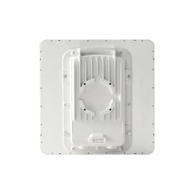 PTP-550  Hasta 1.36 GBps / 5150 - 5950 MHz / 802.11 AC Wave 2  MU-MIMO 4: 4x4 / BackHaul con Antena Integrada (Alta ganancia 23 dBi)  -  C050055H010A