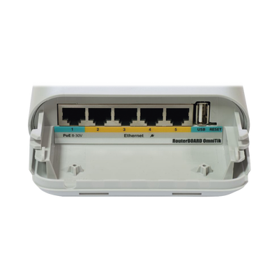 (OmniTIK 5 PoE) Punto de Acceso Omnidireccional en 5GHz 802.11 a/n, Antenas integradas de 7.5 dBi , Incluye 5 Puertos Fast Ethernet, 4 Puertos con Salida PoE