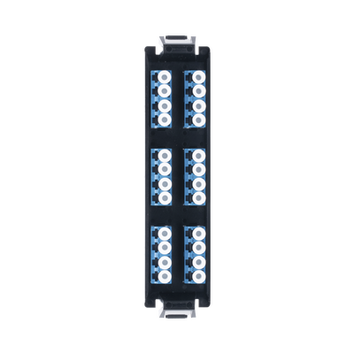 Placa acopladora de Fibra Óptica Quick-Pack, Con 6 Conectores LC/UPC con conectores “Shuttered”  Quad (24 Fibras), Para Fibra Monomodo, Azul, incluye tapas cubre polvo abatibles integradas por cada conector.